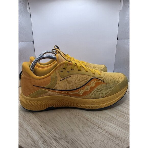 Saucony Women Freedom 5 S10726-31 Yellow Running Shoes Sneakers Size 9 - Picture 3 of 8